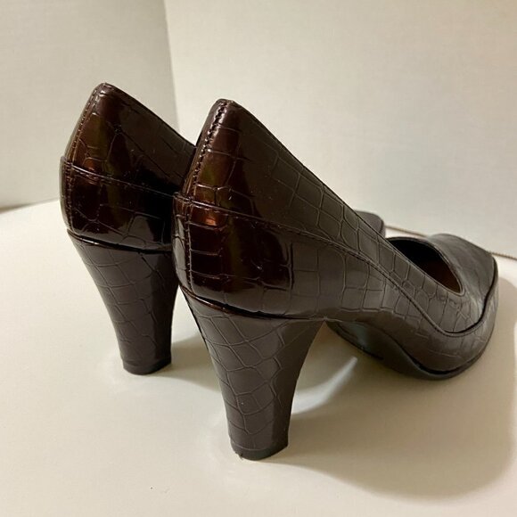 Aerosoles Super Comfort brown reptile leather peep toe heels, 9 - Picture 13 of 14